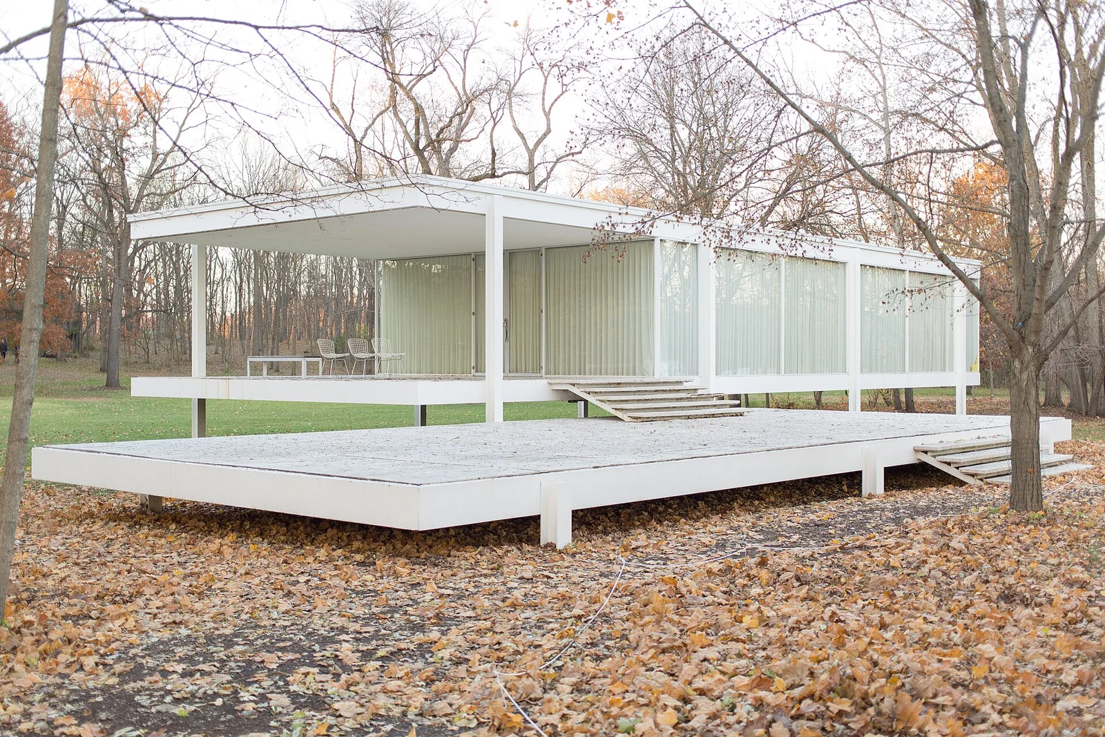 Farnsworth House · 范斯沃斯住宅