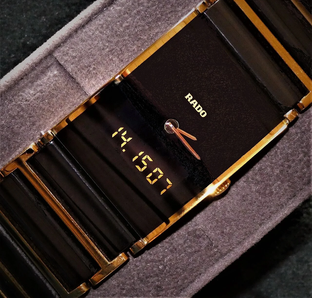 Rado Diastar 实物 · 摄影者未单列,CC BY-SA 4.0