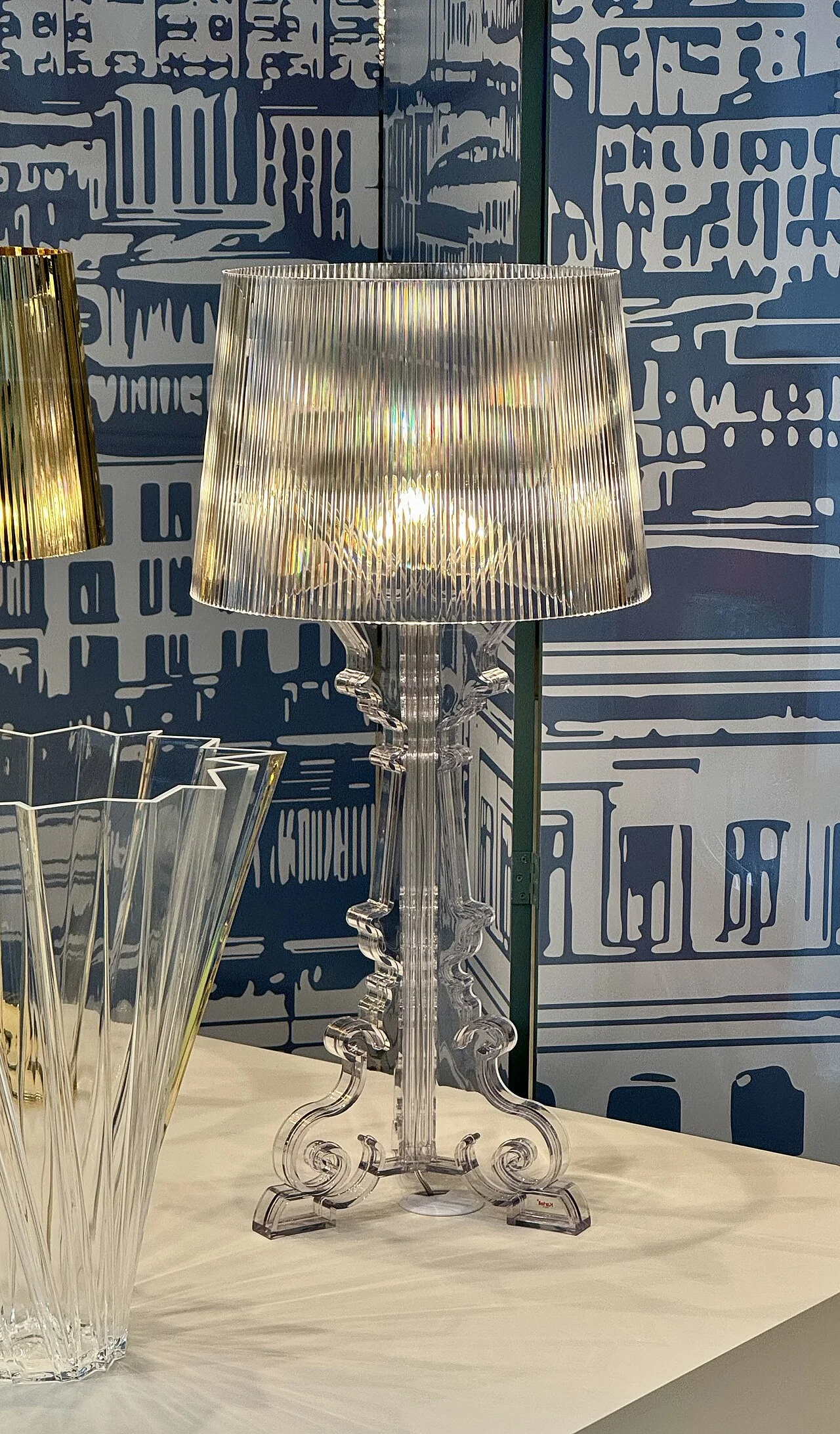 Kartell Bourgie(Ferruccio Laviani,2004)