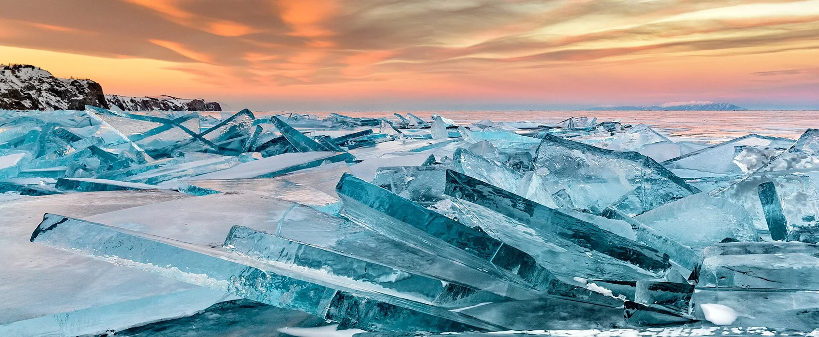 Lake Baikal · 贝加尔湖冰