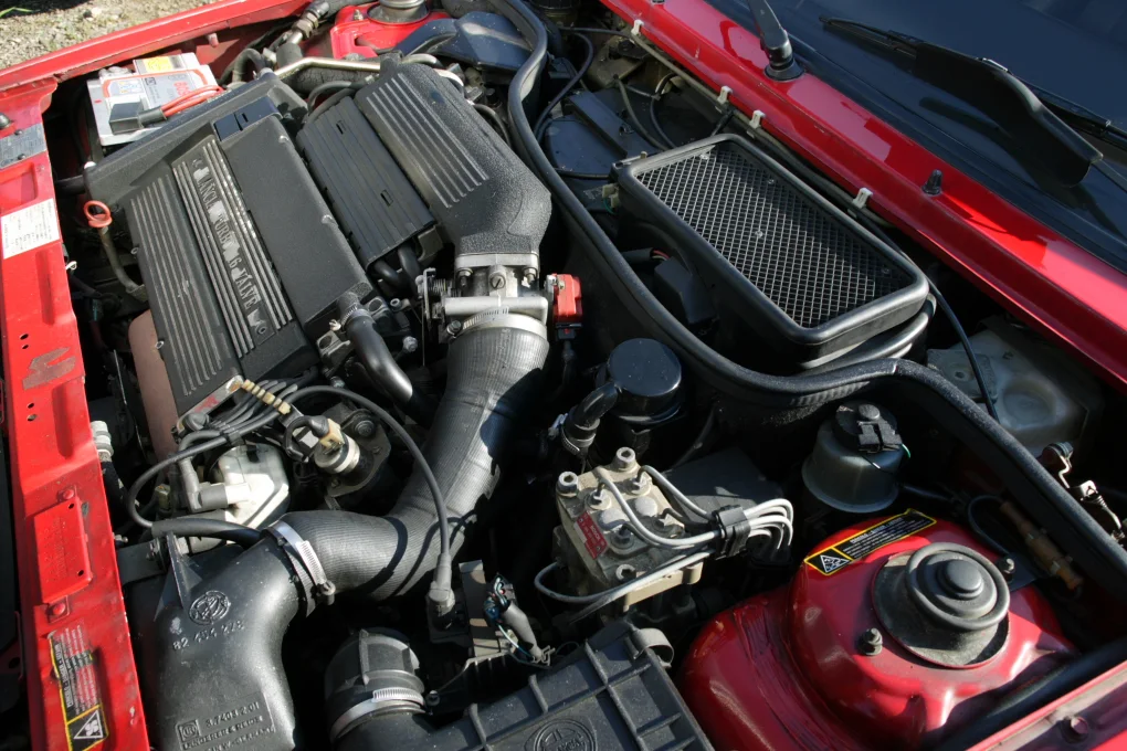 Delta HF Integrale 16v 的横置 2.0 涡轮发动机(爱好者展会实拍,原片 2006 年)