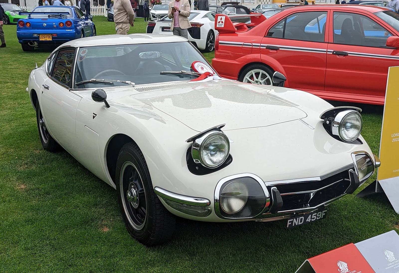 Toyota 2000GT · 丰田 2000GT