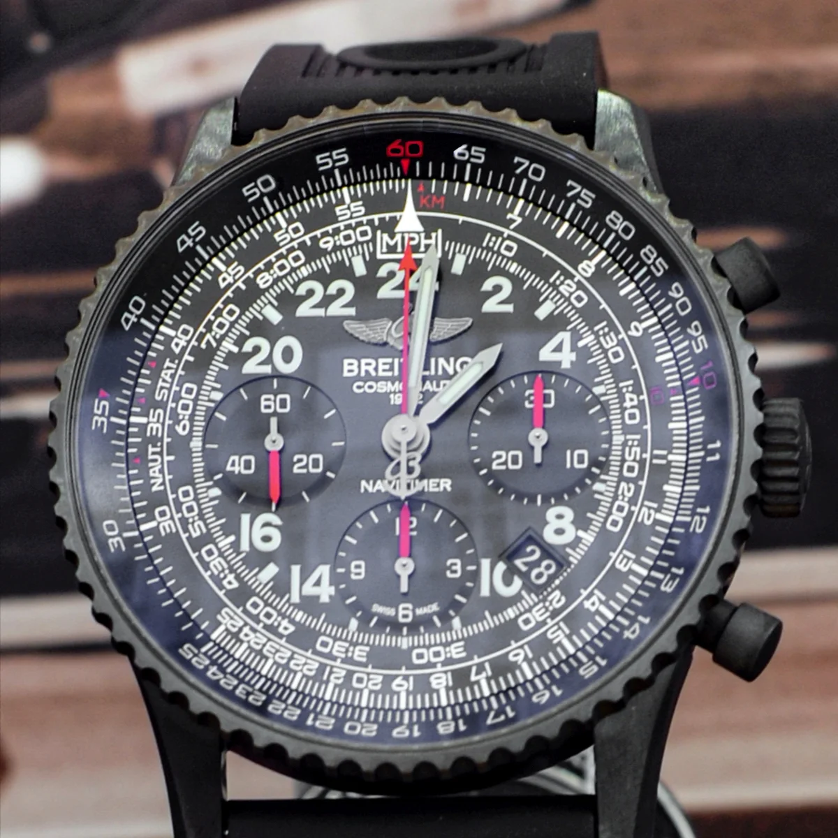 Navitimer Cosmonaute——24小时表盘的商业化版本