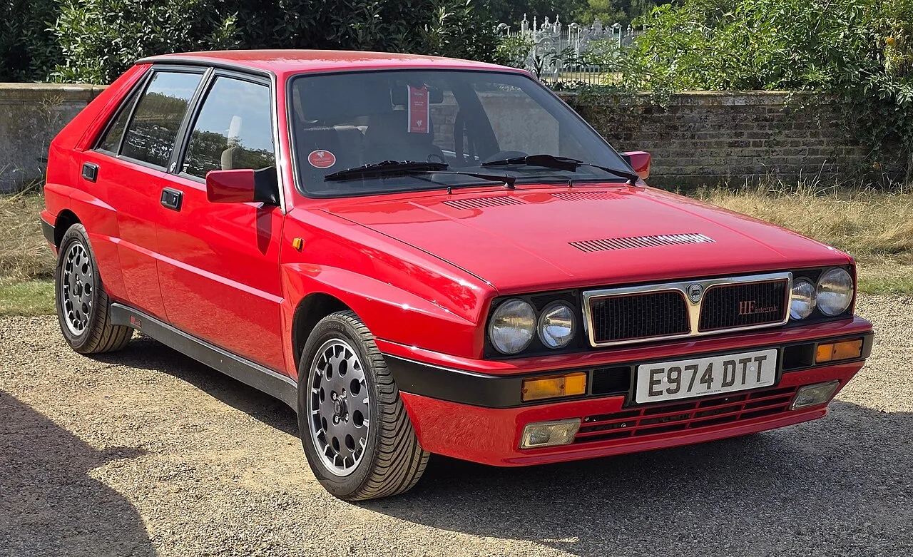 Lancia Delta HF Integrale · 兰奇亚 Delta HF Integrale