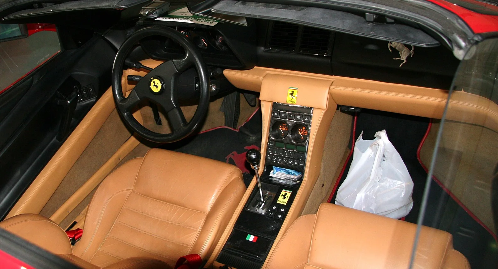 Wikimedia Commons · Ferrari 348ts interior