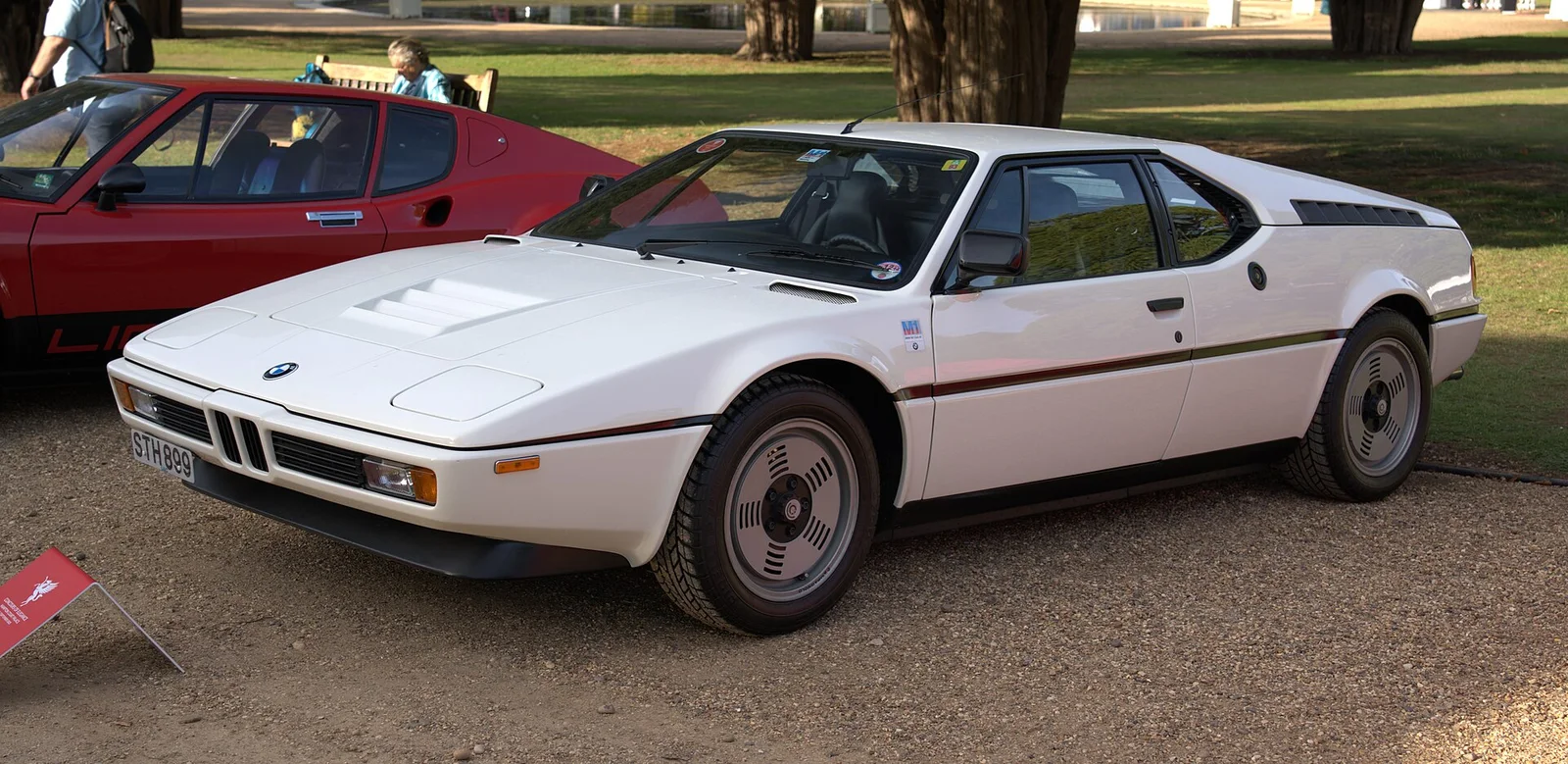 BMW M1 · 宝马 M1（E26）