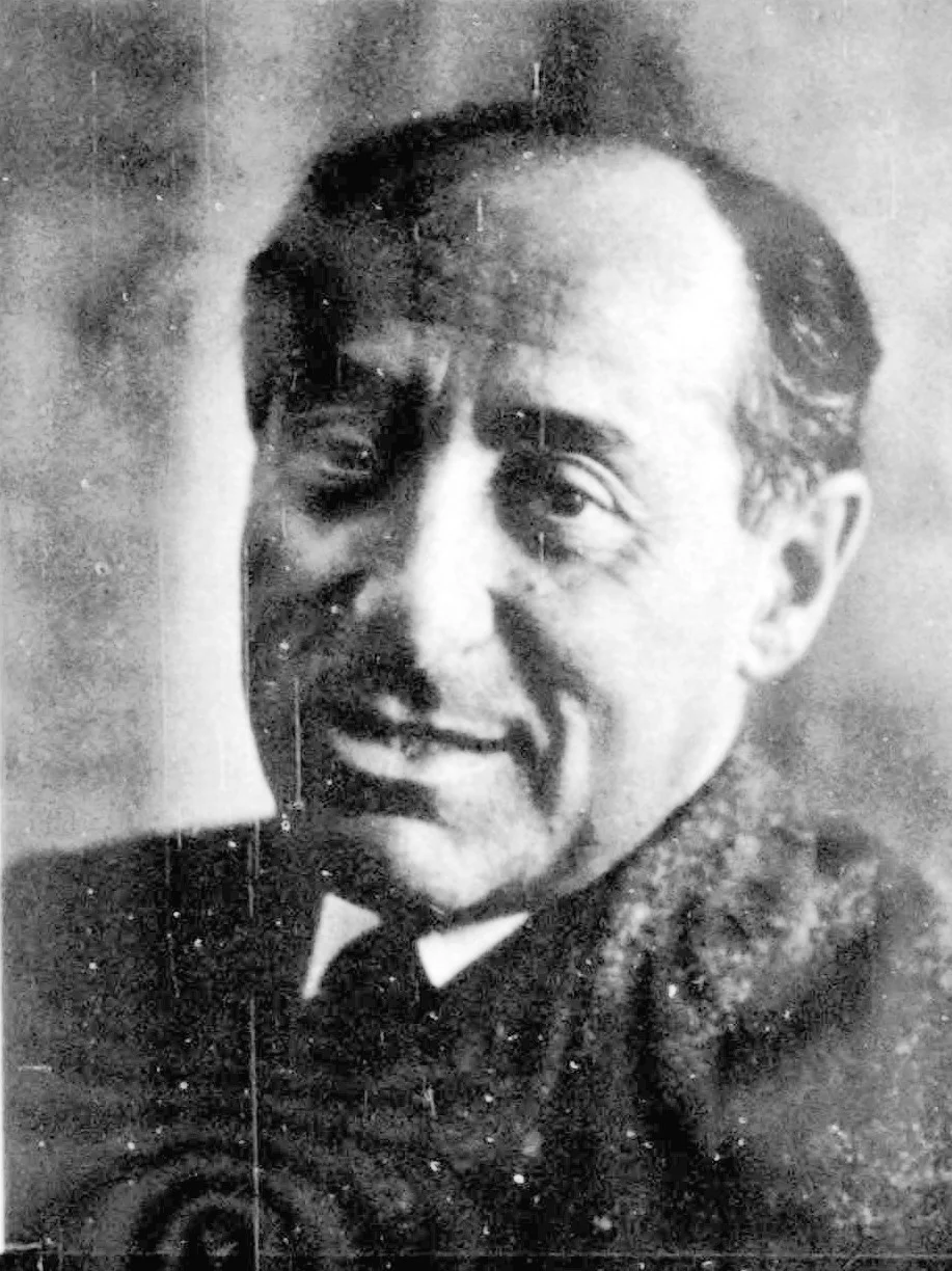 公有领域——Alfred Eisenstaedt, c. 1958（注意：此为艾森斯塔特本人肖像，非《胜利之吻》）
