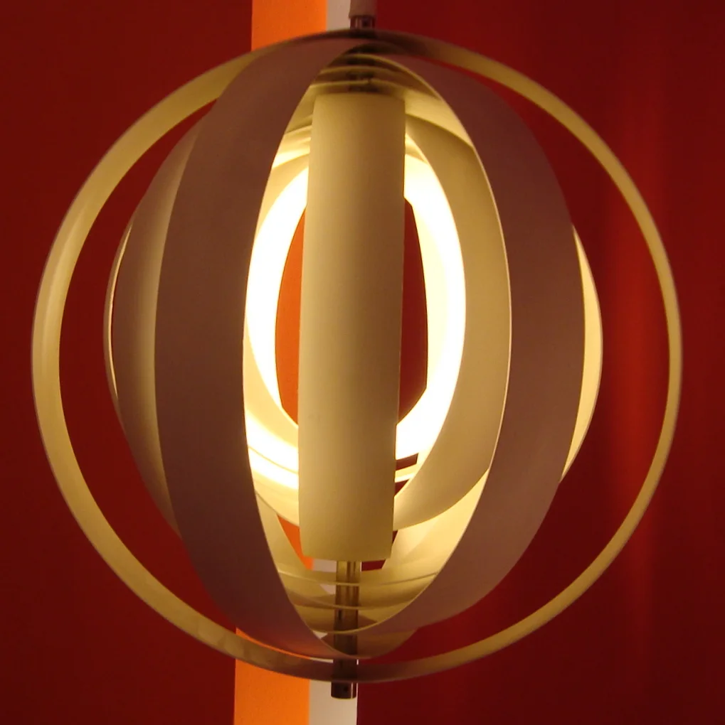 Verner Panton · Månelampen「月亮灯」(Louis Poulsen / &tradition,1960,替代选题)