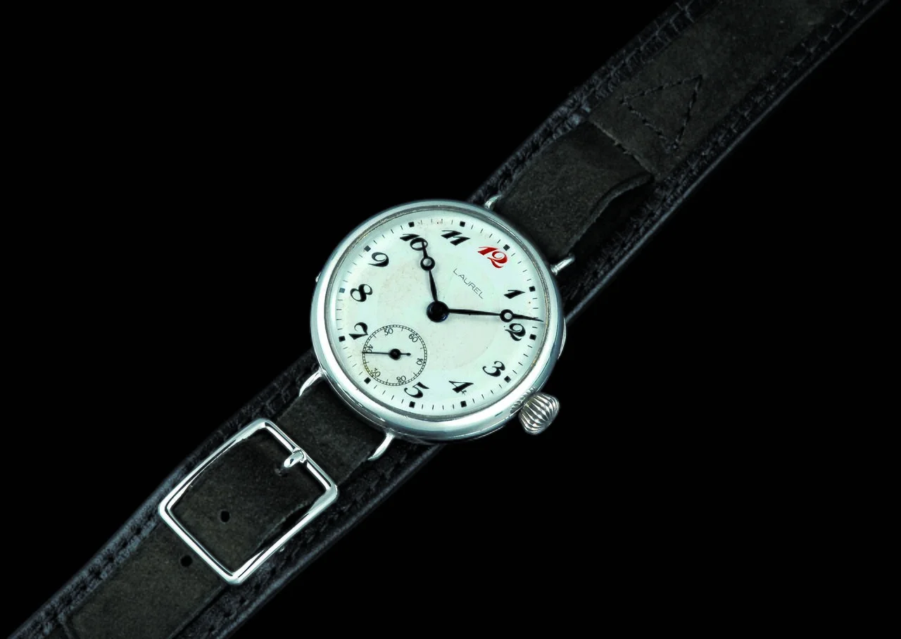 Seiko Laurel（1913 年）· 注意：博物馆/藏品照，非量产广告样本