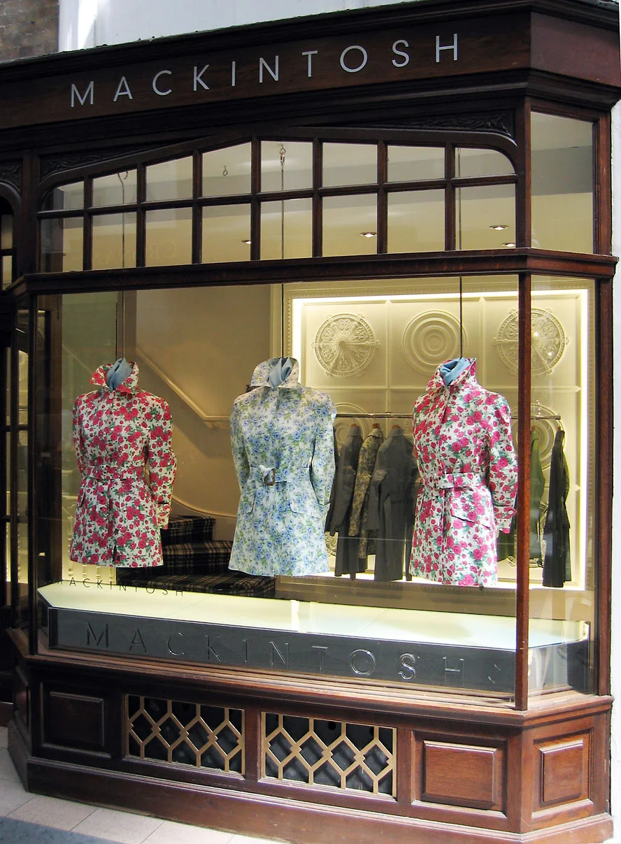 伦敦 Burlington Arcade 的 Mackintosh 店面