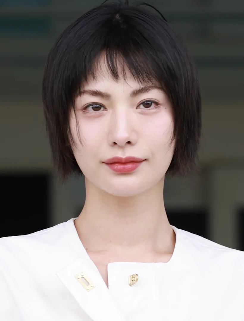 Nana (entertainer)