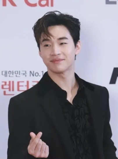 Henry · NewsInstar · CC BY 3.0;2019 年 12 月 2020 Korea First Brand Awards 现场影像