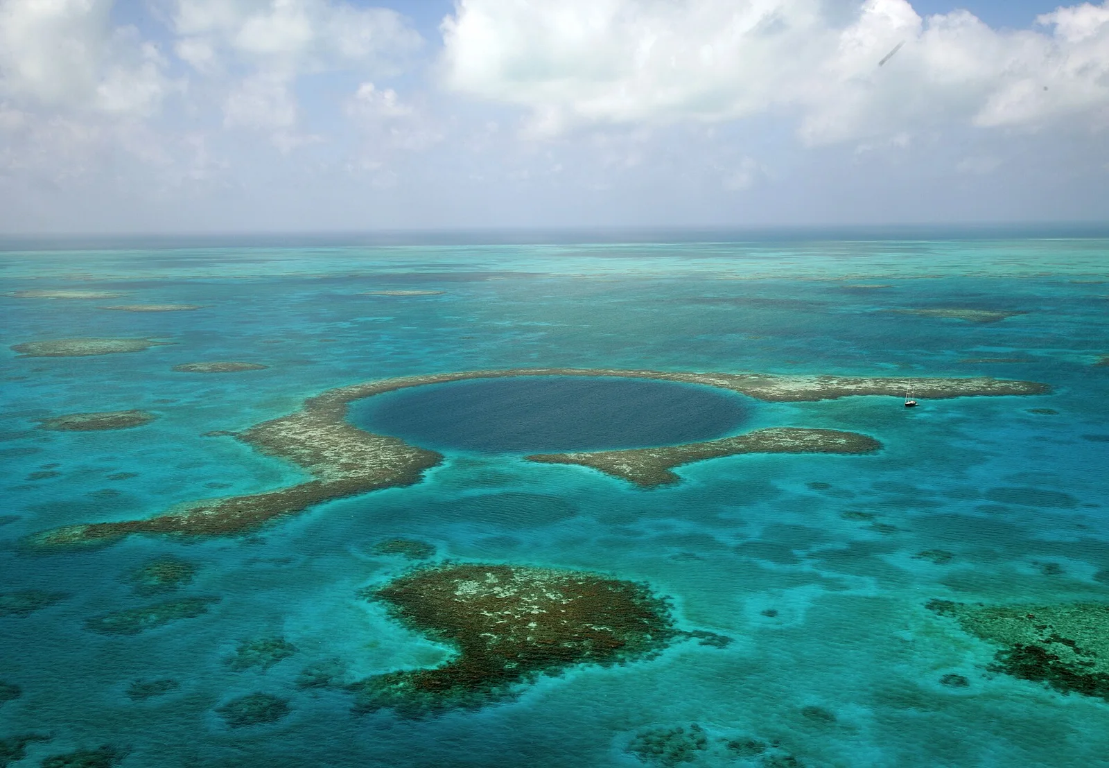 Great Blue Hole · 伯利兹大蓝洞