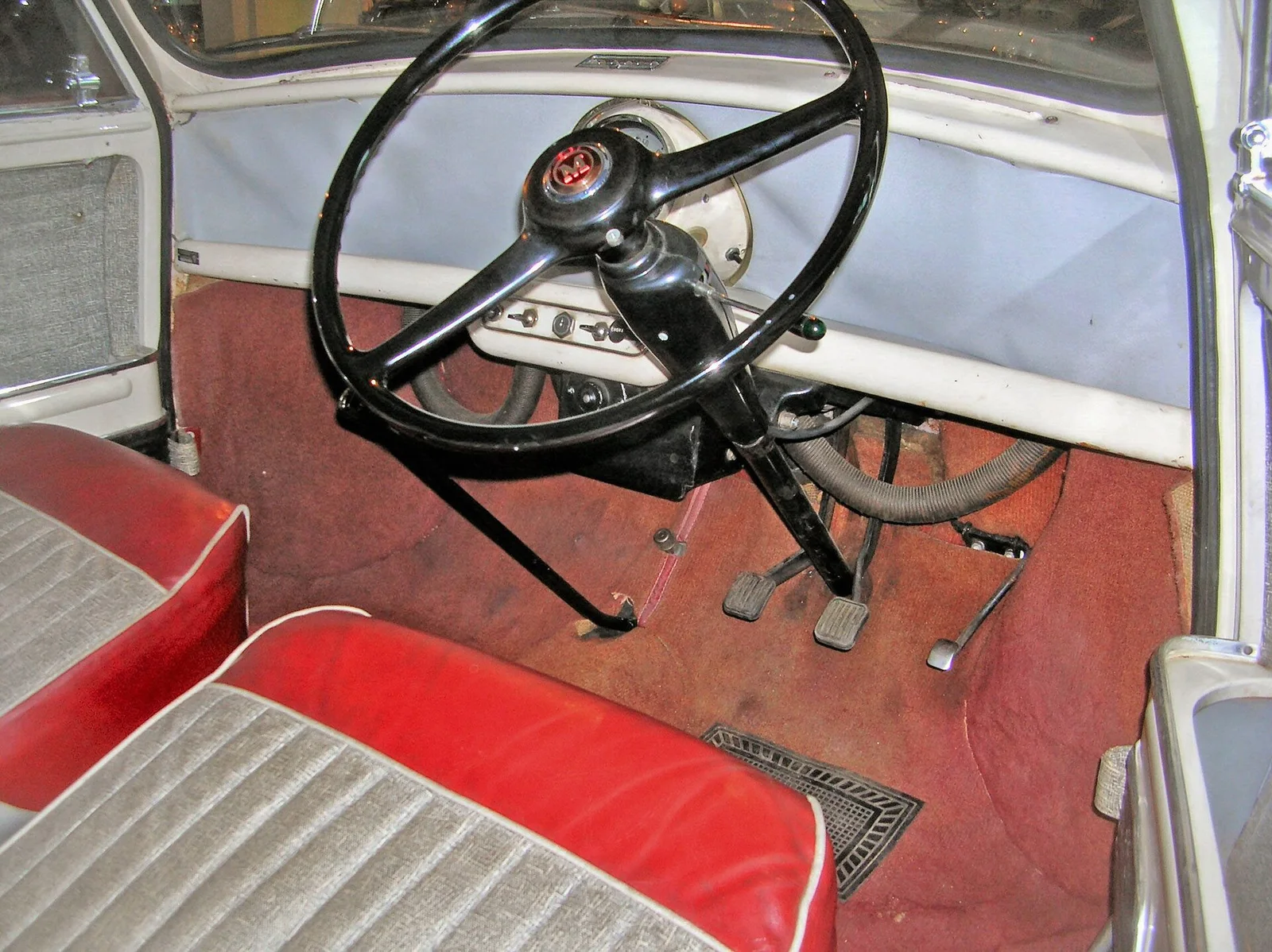 Wikimedia Commons · mini-int-59