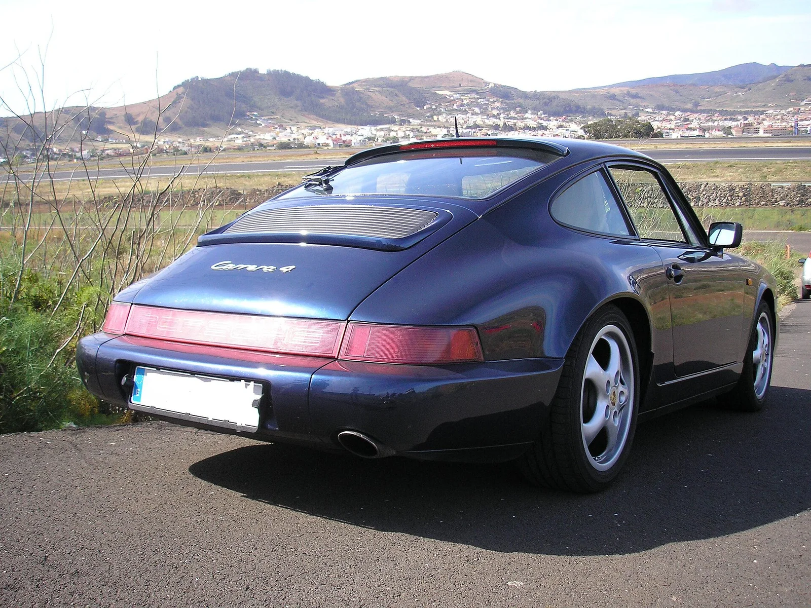 Wikimedia Commons · p911-964