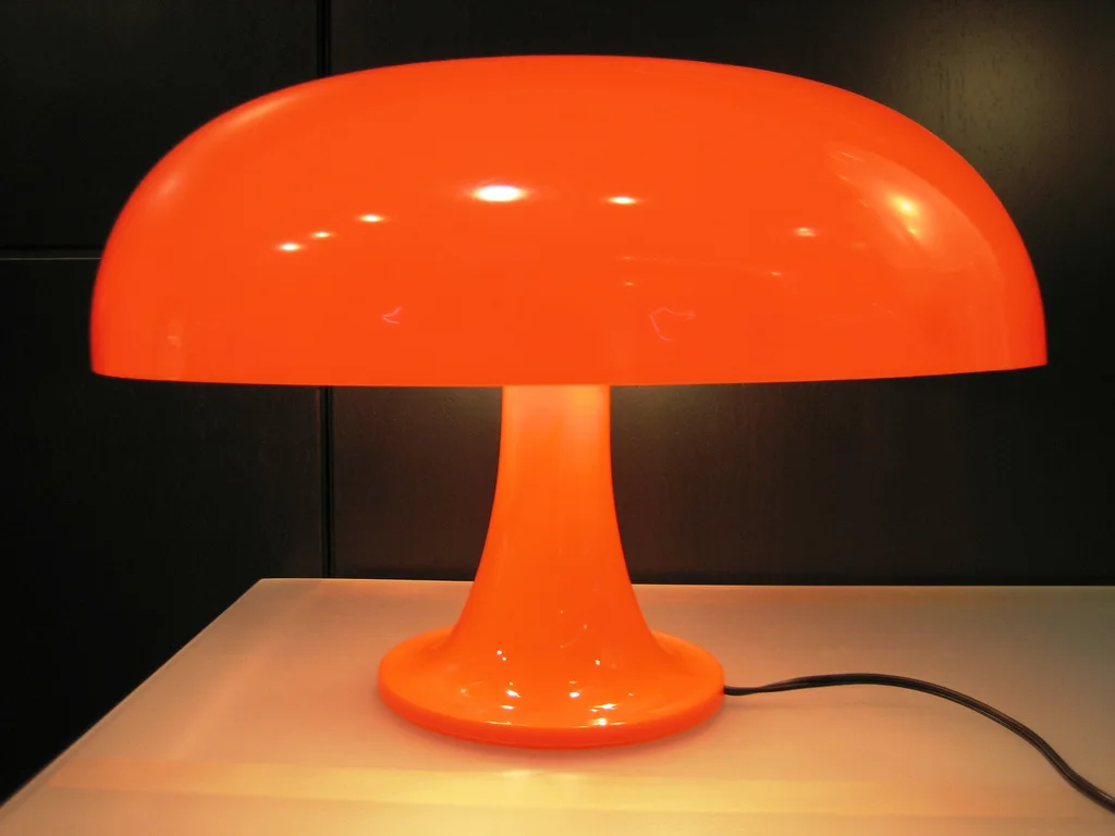 Giancarlo Mattioli · Artemide Nesso(1965/1967,年份存疑)