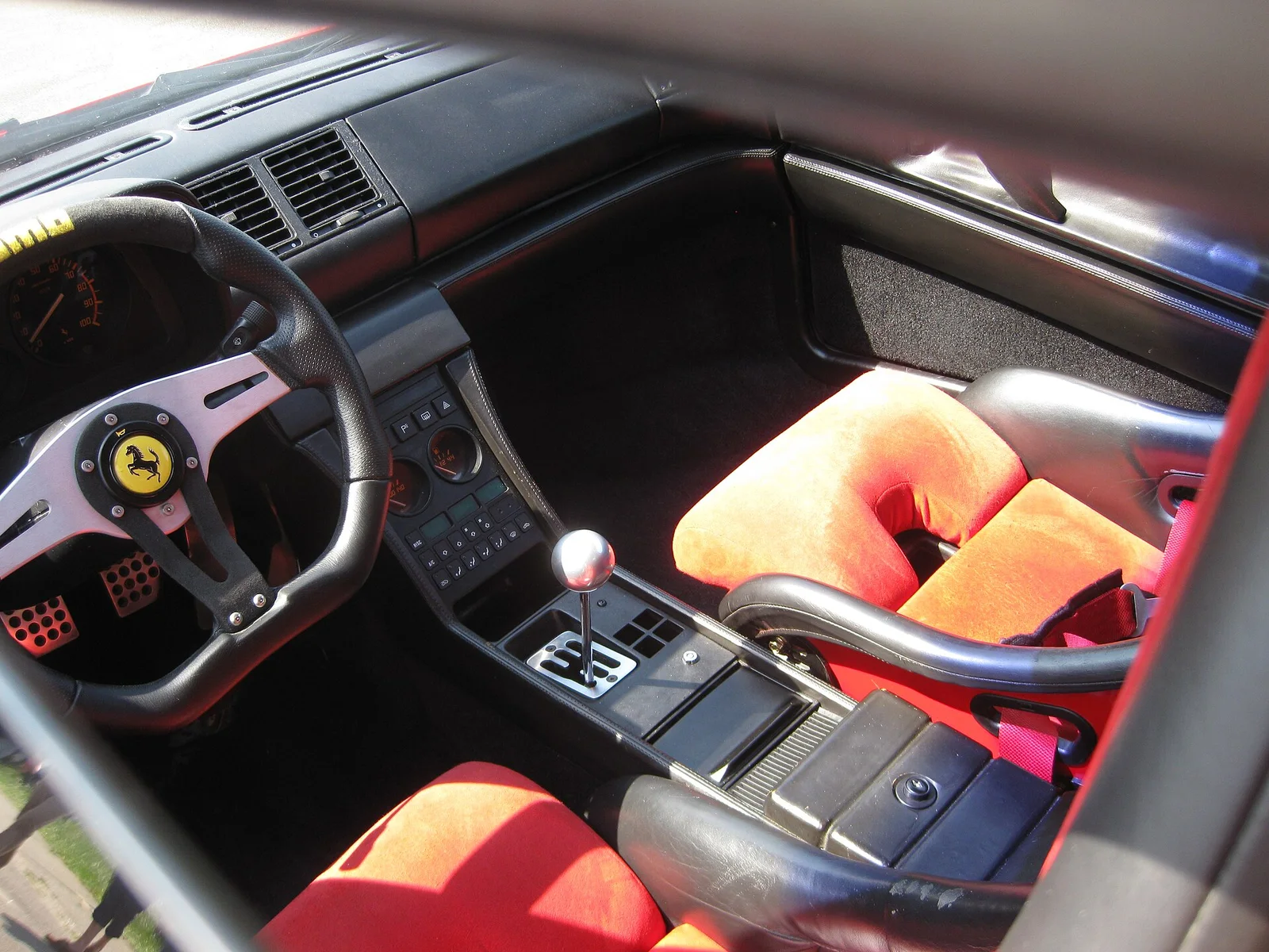 Wikimedia Commons · F348tb Challenge Cockpit