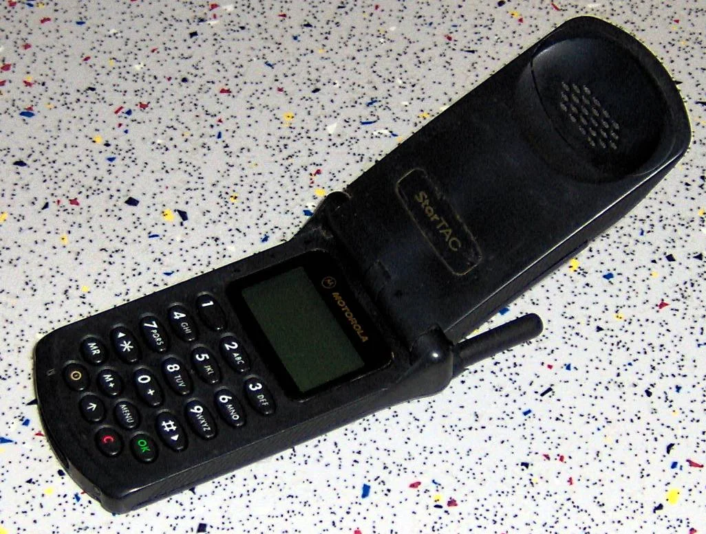Motorola · StarTAC
