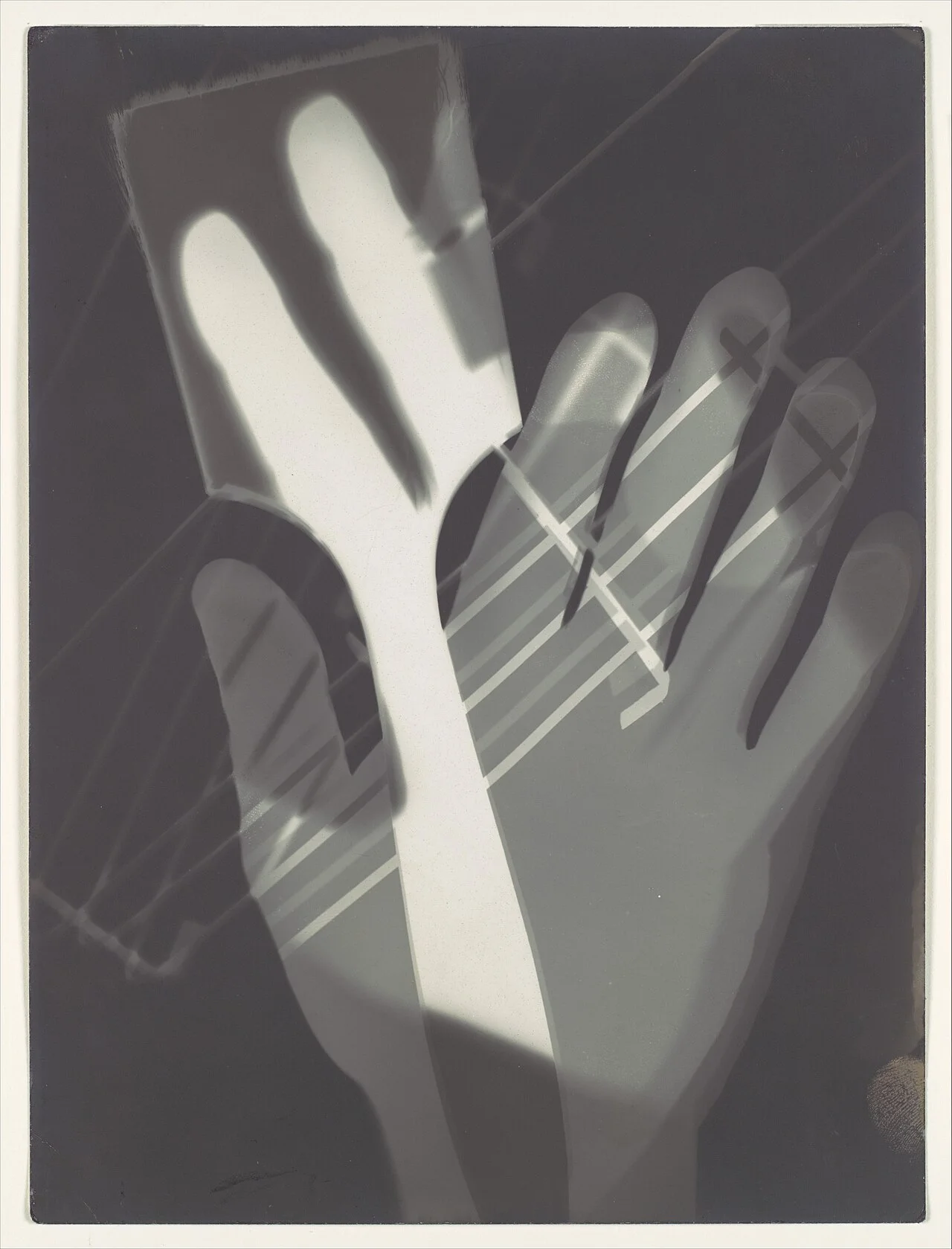 László Moholy-Nagy，CC0——《物影照片（Fotogramm）》，1920 年代