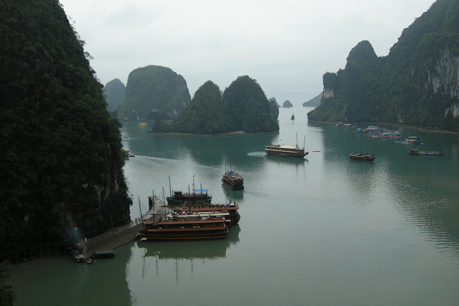 Ha Long Bay
