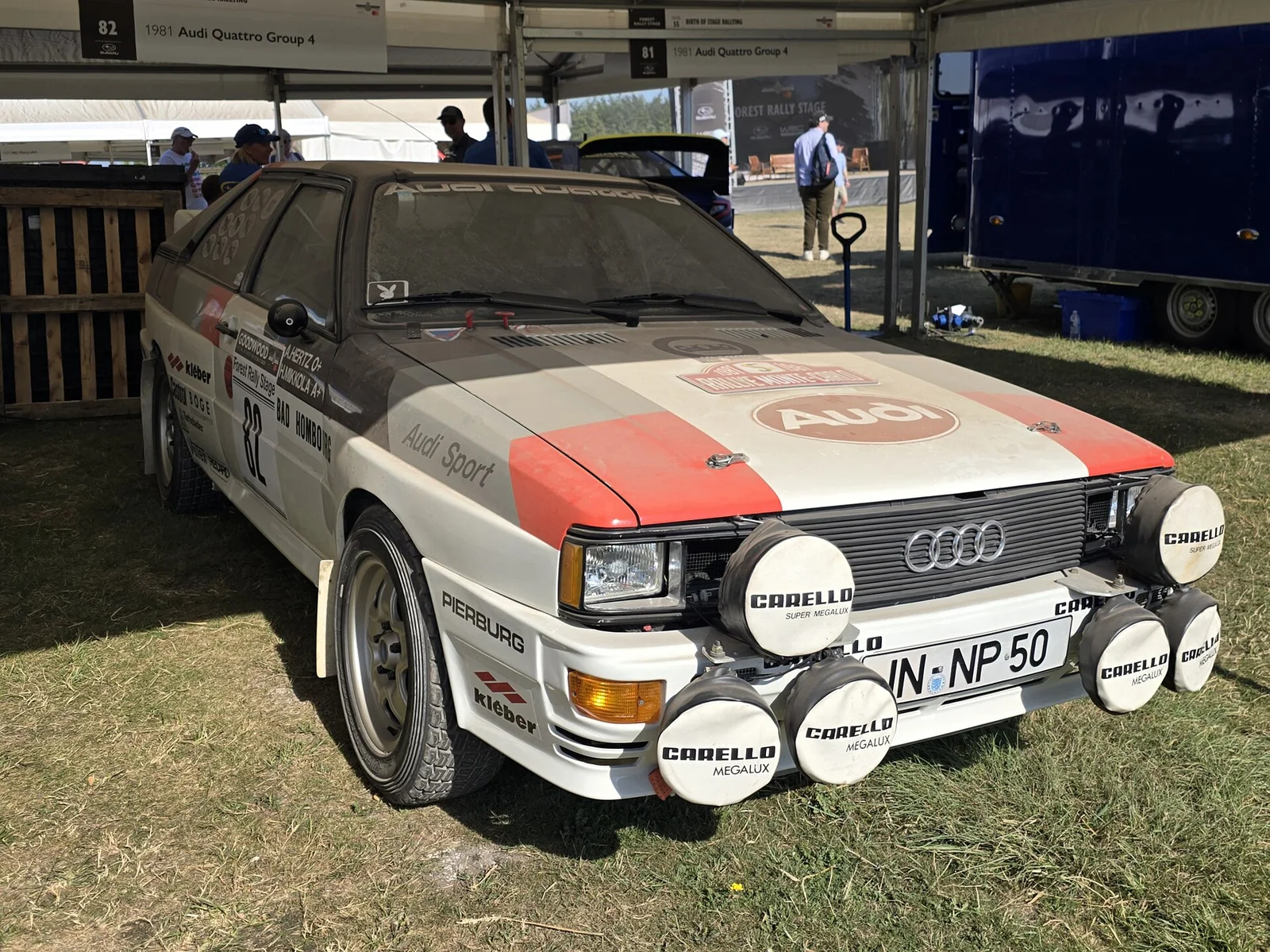 Group 4 规格 Quattro 拉力赛车:四驱规则开放后,它统治了 1980 年代初的 WRC · 图像文件署名：Calreyn88；CC BY-SA 4.0；网页缩放，原始文件保留。