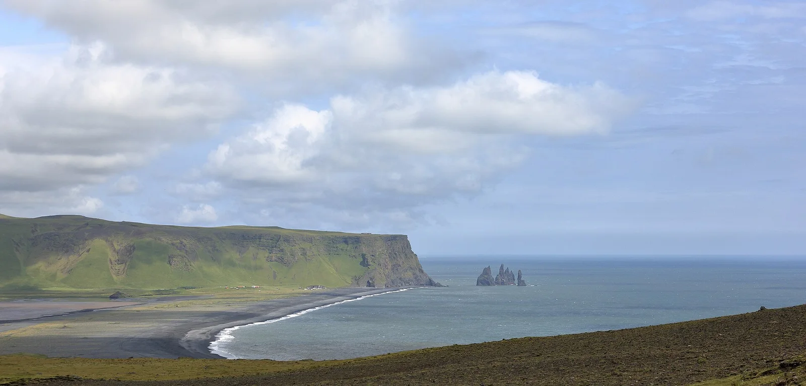 Reynisfjara · 雷尼斯黑沙滩