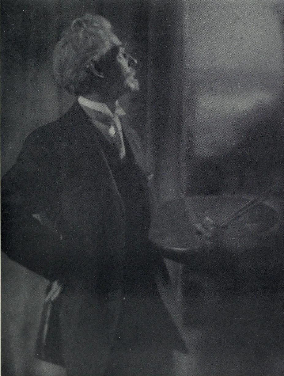 佚名摄，公有领域——爱德华·韦斯顿肖像，约 1916 年照相馆时期