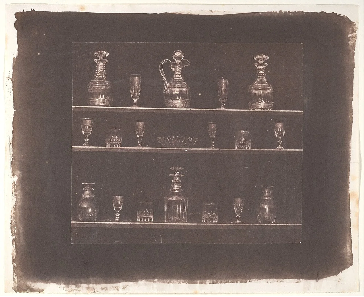 William Henry Fox Talbot 摄,CC0(大都会艺术博物馆)——《玻璃器皿》(Articles of Glass),《自然的铅笔》图版